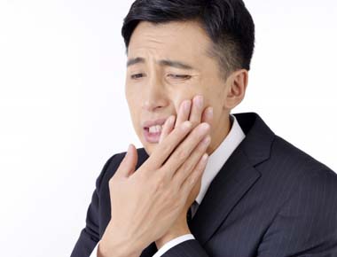 アフタ性口内炎痛い